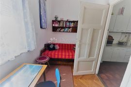 CENTAR, 120 M2 SA LIFTOM I PARKIRNIM MJESTOM, Donji Grad, Apartamento