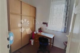 CENTAR, 120 M2 SA LIFTOM I PARKIRNIM MJESTOM, Donji Grad, Wohnung