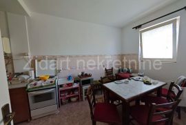 Povoljno , stan uulici Stojana Matića, Čukarica, Appartement