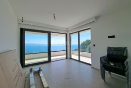 OPATIJA, LOVRAN - vrhunska novogradnja s bazenom i panoramskim pogledom, Lovran, Haus