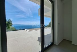 OPATIJA, LOVRAN - vrhunska novogradnja s bazenom i panoramskim pogledom, Lovran, Haus