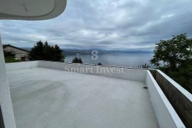 OPATIJA, stan od 224 m2 u roh bau fazi + apartman 39 m2, s panoramskim pogledom na Kvarner, Opatija, Apartamento