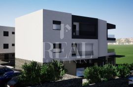 Stan 73,40m2 2S+DB+terasa 20m2 + vrt 46m2, Šibenik - Okolica, Wohnung