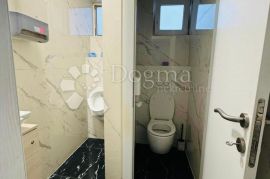 PRODAJU SE 3 POSLOVNA PROSTORA,DOBRA PRILIKA!, Gornja Dubrava, Commercial property