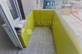 106 m2  U VLAŠKOJ SA LIFTOM, Donji Grad, Flat