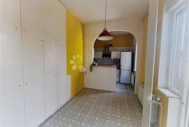 106 m2  U VLAŠKOJ SA LIFTOM, Donji Grad, Appartment