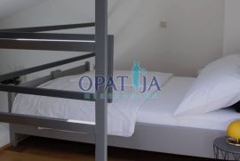 Jedinstvena kamena kuća u okolici Opatije-Rukavac, Opatija - Okolica, House