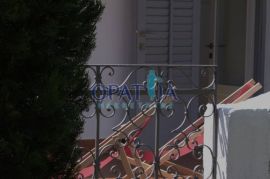 Jedinstvena kamena kuća u okolici Opatije-Rukavac, Opatija - Okolica, House