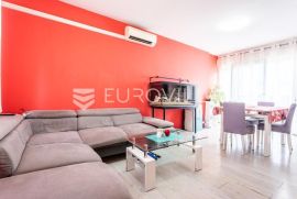 Split, Plokite, dvosoban stan na 5. katu s liftom, NKP 59,26 m2, Split, Apartamento