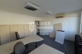 Poslovni prostor u samom centru grada ID#130190, Stari Grad, Apartamento