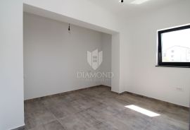 Viškovo, kvalitetan stan na mirnoj lokaciji, Viškovo, Appartment