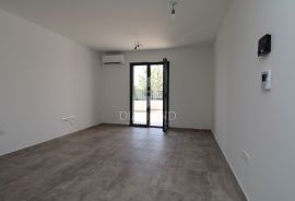 Viškovo, kvalitetan stan na mirnoj lokaciji, Viškovo, Appartment