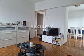 Rakovica, Centar, Pilota Ratka Jovanovića, 1.5, 65m2, Rakovica, Flat