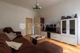 Zadar, Branimirova obala, dvosoban stan na izvrsnoj lokaciji, NKP 84 m2, Zadar, Wohnung