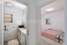 Istra, Rovinj, najam predivnog stana NKP 35m2 u strogom centru grada do 15.5., Rovinj, Διαμέρισμα