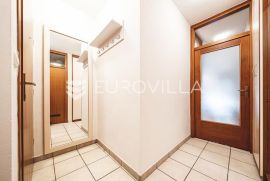 Zagreb, Trešnjevka, funkcionalan dvosoban stan + VPM, NKP 53m2, Zagreb, Apartamento