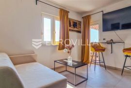 Istra, Novigrad predivan stan 40m2 sa pogledom na more, Novigrad, Διαμέρισμα