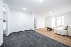 Zagreb, Vrapče trosoban stan s vrtom i garažom NKP 82 m2, Zagreb, Daire