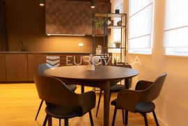 Zagreb, Heinzelova, predivan trosoban stan s vrtom + VPM, NKP 63m2- PRVI NAJAM, Zagreb, Flat