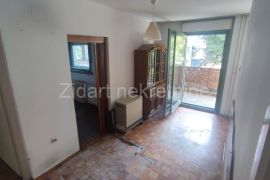 Retenzija, Prve pruge, uknjižen, odlična ponuda, Zemun, Appartement