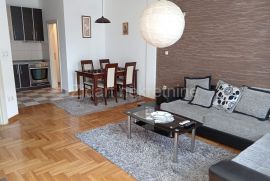 Blok 64, 68m2, 2.0, namešten, sa garažnim mestom, Novi Beograd, Flat