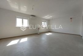 Istra, Pula, 3SS+DB, novogradnja!, Pula, Wohnung