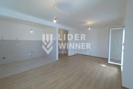 Zemun polje, nov, uknjižen,odmah useljiv ID#126209, Zemun, Apartamento