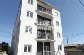 Zemun polje, nov, uknjižen,odmah useljiv ID#126209, Zemun, Appartment