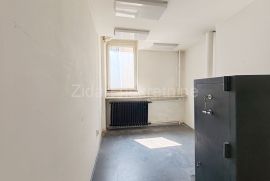 Centar, Kosovska, 142m2, uknjižen, Stari Grad, Appartment