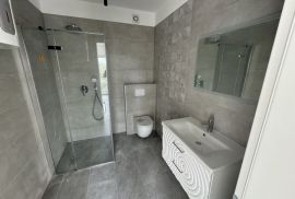 Stan na 1. katu novogradnje svega 150 m od mora, Medulin, Istra, Medulin, Appartment