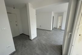 Stan na 1. katu novogradnje svega 150 m od mora, Medulin, Istra, Medulin, Appartement