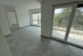 Stan na 1. katu novogradnje svega 150 m od mora, Medulin, Istra, Medulin, Flat