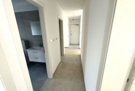 Stan u novogradnji 150 m od mora, Medulin, Istra, Medulin, Apartamento