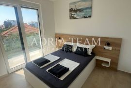 PRILIKA!!! APARTMAN NA 1. KATU STAMBENE ZGRADE, POGLED NA MORE - DIKLO, ZADAR, Zadar, Daire