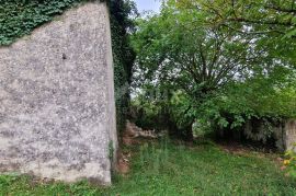 ISTRA, GRAČIŠĆE - Kompleks zemljišta s objektima i prekrasnim pogledom, Gračišće, Terrain