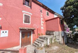 ISTRA,MOTOVUN - Prekrasna autohtona kuća sa konobom, Motovun, House