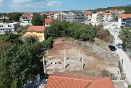 VIŠKOVO, MARINIĆI- građevinsko zemljište 1600m2 za najam, Viškovo, Tierra