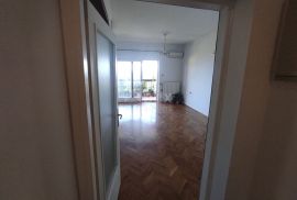 OPATIJA, POBRI, MATULJI- stan prizemlje 73m2 s otvorenim pogledom na more + okučnica, Opatija - Okolica, Appartment