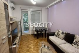 Novi Sad, Bulevar Oslobođenja, Devet Jugovića, 0.5, 30m2, Novi Sad - grad, Stan