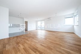 Zagreb, Kajzerica, vrhunski četverosoban stan 105m2 sa predivnim pogledom, Zagreb, Appartamento