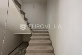 Istra, Medulin, moderna novogradnja u blizini mora, stan NKP 45 m2, Medulin, Appartement