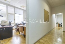 Cvjetno naselje, Veslačka ulica uredski prostori 202 m2, Zagreb, Poslovni prostor