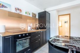 Split, Varoš, renoviran stan na odličnoj lokaciji za investiciju, Split, Apartamento