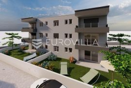 Okolica Šibenika, Brodarica, trosoban stan 82,4 m2 prizemlje s vrtom, Šibenik - Okolica, Flat