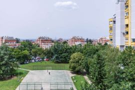 Vidikovački venac, odličan renoviran stan, Rakovica, Appartement