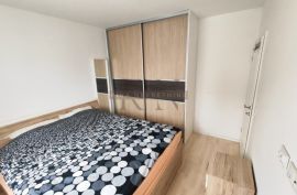 ZAGREB-ORANICE-3s,odličan tlocrt, lođa ,spremište ,VPM, Stenjevec, Apartamento