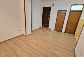 STAN, PRODAJA, ZAGREB, TREŠNJEVKA, 45 m2, 2-soban, Trešnjevka - Sjever, Flat