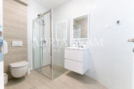 APARTMANI U KOMPLEKSU STAMBENIH ZGRADA, NOVOGRADNJA - SEVID, Marina, Flat