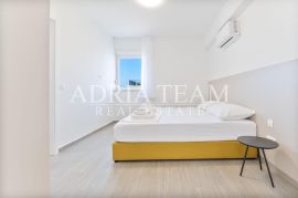 APARTMANI U KOMPLEKSU STAMBENIH ZGRADA, NOVOGRADNJA - SEVID, Marina, Flat