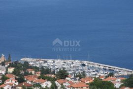 OPATIJA, LOVRAN - luksuzna vila s predivnim pogledom na more, bazenom i okućnicom površine 500m2, Lovran, Casa